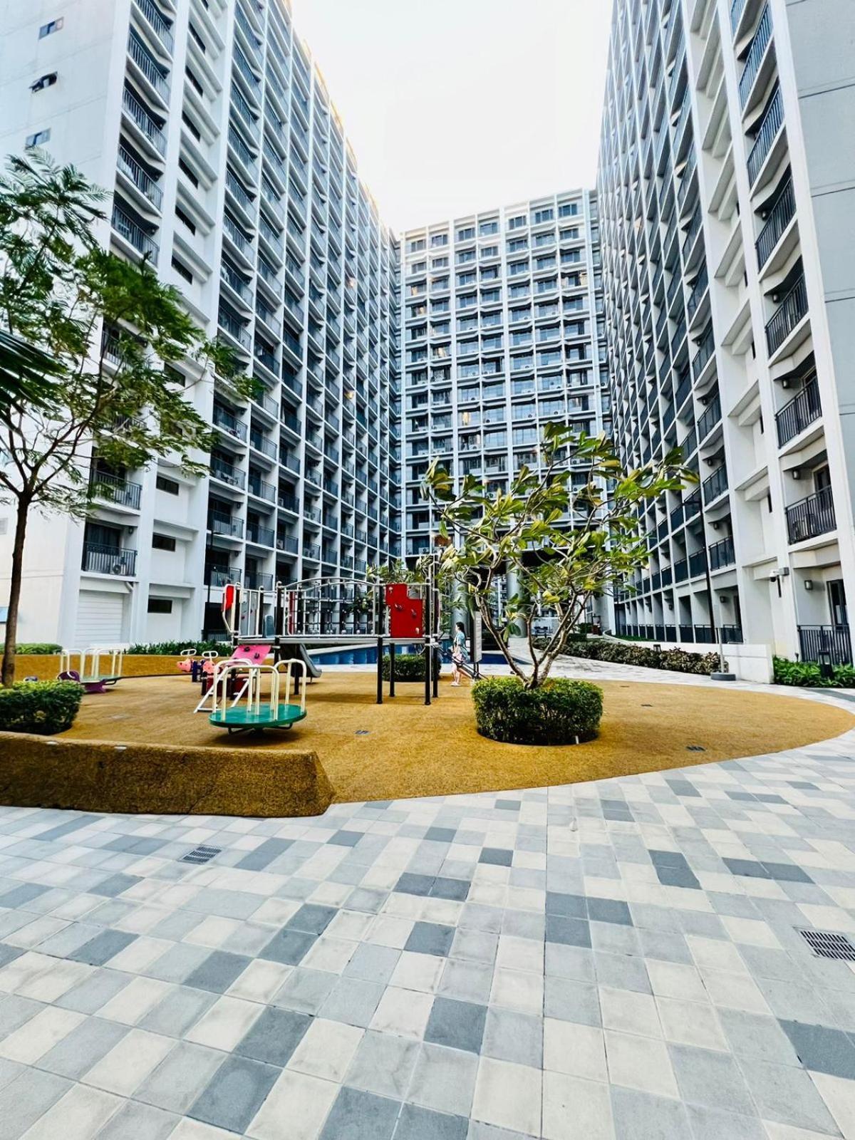 Shore 2 Residences Tower 2 Пасай Экстерьер фото