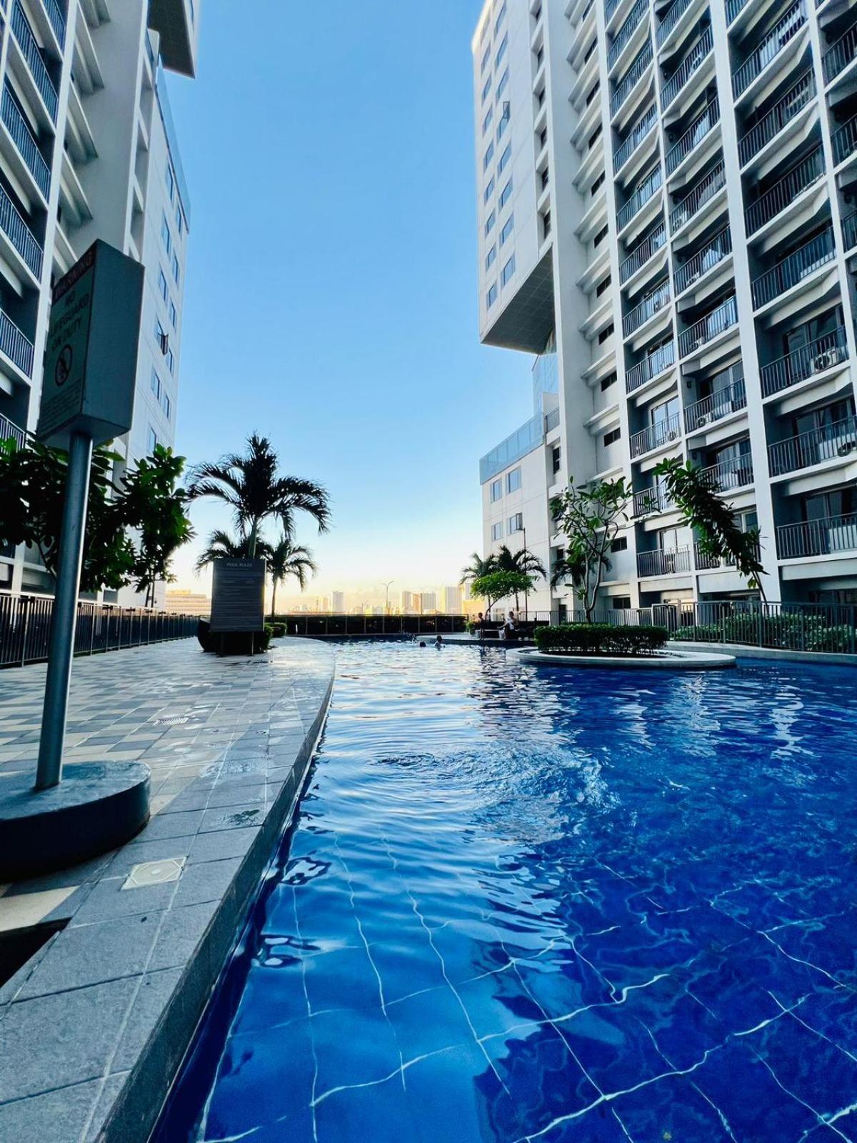 Shore 2 Residences Tower 2 Пасай Экстерьер фото